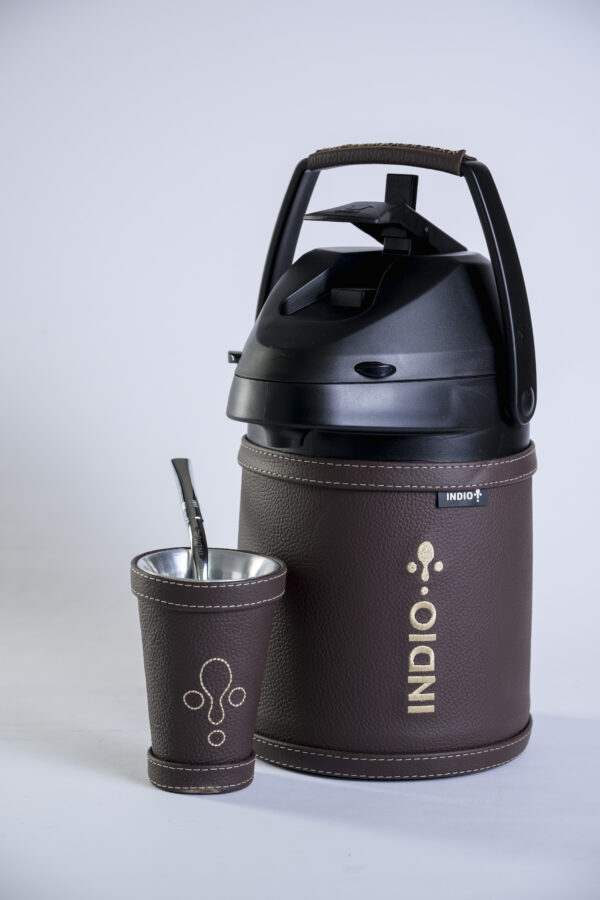 TERMO TERERE INDIO INOX 2.5L SIMIL MARRON 7199M - Imagen 2