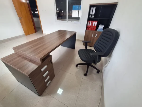 ESCRITORIO PEDESTAL 170X 70 CM (607)  NOGAL OVR - Imagen 4