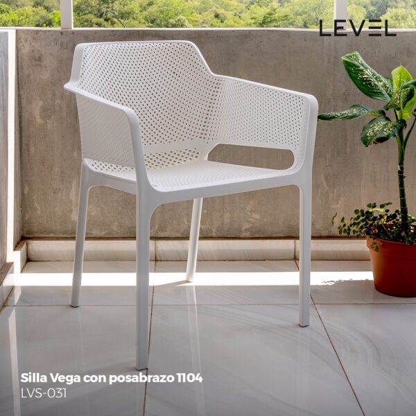 SILLA FIJA VEGA C/ POSABRAZO LEVEL 1104 (BC)