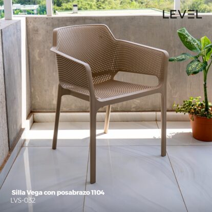 SILLA VEGA LEVEL CON POSABRAZO 1104 BEIGE
