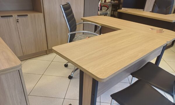 MESA ESCRITORIO ANGULAR KASPE 150X170M (1170KSP) CON CAJON - Imagen 3
