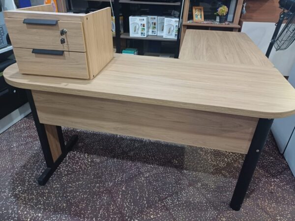 MESA ESCRITORIO ANGULAR KASPE 150X170M (1170KSP) CON CAJON - Imagen 4